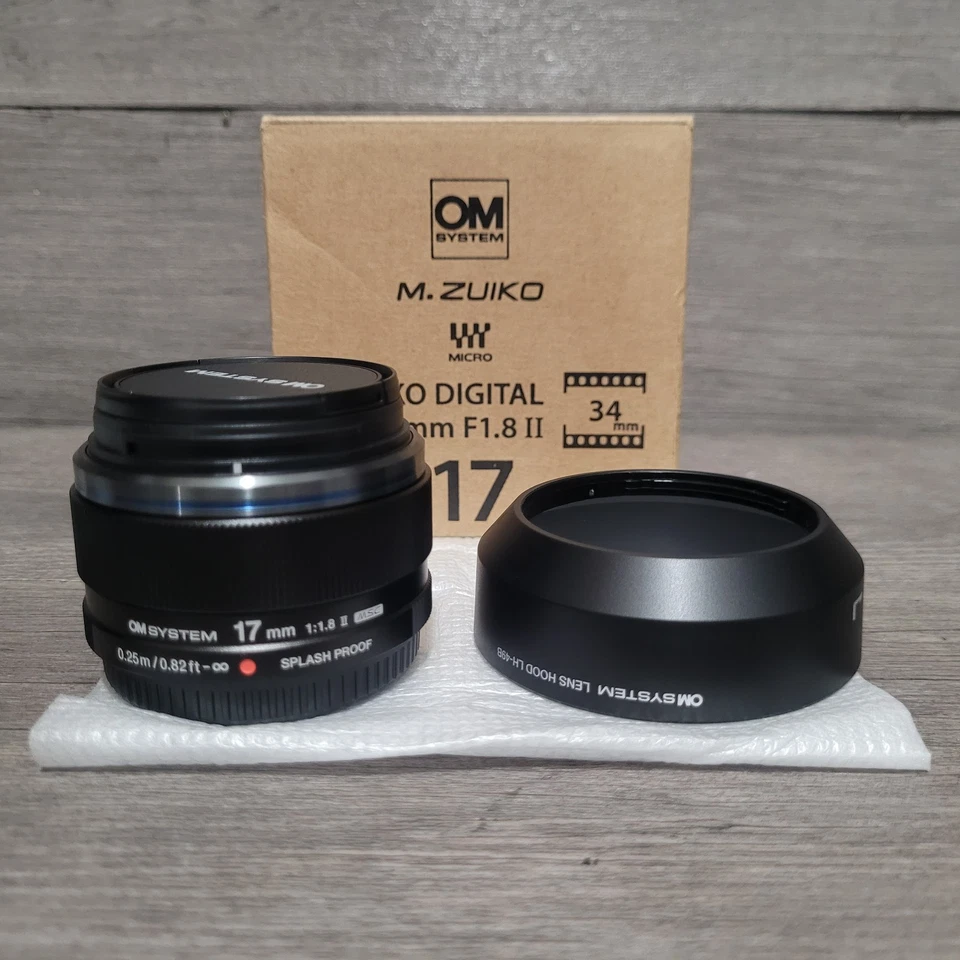 OM 系统 M.Zuiko 数码 17 毫米 f/1.8 II 镜头适用于 Micro Four Thirds #V336020BW000 — 第 1/3 张图片