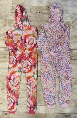 Pijama con cremallera The Childrens Place estampado tie dye de leopardo para niñas talla 10/12 Foto 1 de 4
