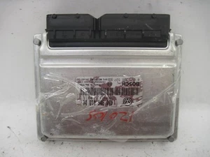 Computadora ECU ECM VW Passat 2004 04 2005 05 1.8 4B0906018DQ 830654 - Imagen 1 de 4