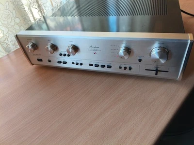 Accuphase E-203 Defekt - Bild 1 von 4
