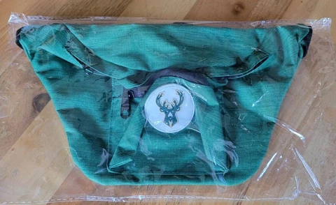 Milwaukee Bucks Fanny Pack Hip Bag NBA MKE 414 SGA Brand New Phone Sack Cover
