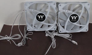 Lot of 2 Thermaltake TT-1225 A1225L12S 12V .30A Brushless Cooling PC Fans White - Afbeelding 1 van 9