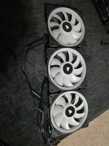3 wentylatory obudowy Corsair LL120 RGB 120mm RGB / PWN (CO-9050071-WW) - Zdjęcie 1 z 3