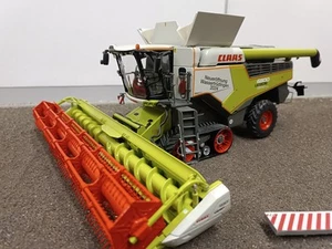 Sondermodell Claas Lexion 6800 limitiert auf 50Stk 1:32 - Bild 1 von 12