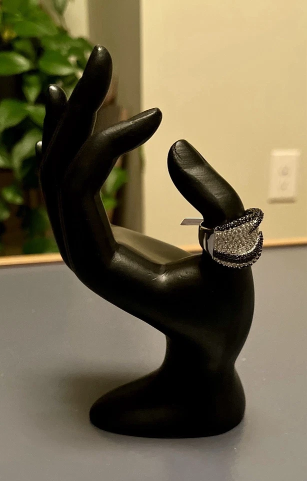 925 Sterling Silver Black Spinel & White Zircon Leaf Design Wide Band Ring- Sz 9 - Image 1 of 4