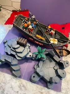Playmobil 7518 ? Pirate Ship Red Corsair with Figures and Many Pieces! - Picture 1 of 17