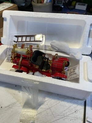 1914 Ford Model T Firetruck 1/18 Signature Series Lucky Diecast - Image 1 of 4