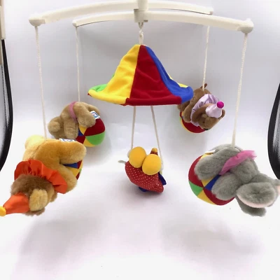 Dakin Baby Things Circo Musical Cuna Móvil De Colección 1985 Peluche Colores Primarios Foto 1 de 4