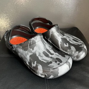 Crocs Slip Resistant Shoes Bistro Pro LiteRide Graphic Clogs Nurse Shoes M9 W11 - Picture 1 of 7