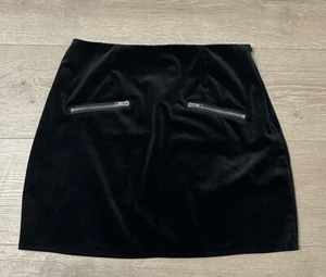 LIRA Mini Skirt Women’s Size Medium Black Velour Zippers Very Soft - Picture 1 of 8