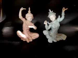 MCM Siam/Thai Temple Dancers 2 Porcelain Pink & Blue Seated Rare FLAW READ - Picture 1 of 15