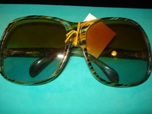 Vintage Striped Blue ~ Brown Plastic Lens Sunglasses 1980's Never Worn! Taiwan - Picture 1 of 3