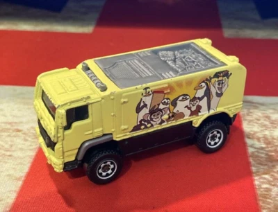 2006 Hot Wheels Penguins of Madagascar Desert Thunder V16 - Image 1 of 4