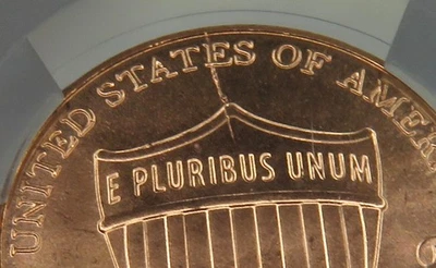 2017 P Lincoln cent error CAC MS65RD  w/Major Die Break GEM Rare Modern error - Image 1 of 4