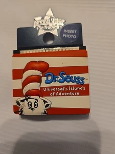 Universal Studios Dr. Seuss Gato en el Sombrero Portafotos Bisagra Pin - Imagen 1 de 5