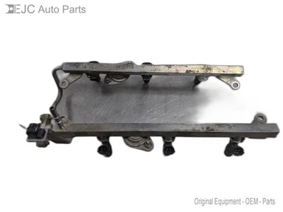 Fuel Injectors Set With Rail For 05-15 Nissan Xterra  4.0 166007S000 4WD - Image 1 of 4