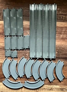 VTG 1993 Tomy Trackmaster Thomas Gray Road Riser Track Tracks Lot - Picture 1 of 7