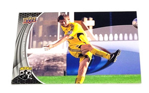 2010 Upper Deck MLS Soccer Eddie Gaven Columbus Crew #38 Trading Card