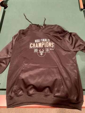 Milwaukee Bucks 2021 NBA Champions Black Hoodie Men XL New Sweatshirt Giannis Cover