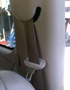 2003 CADILLAC ESCALADE ESV Rear Left Seat Belt Retractor Only (2nd Row) - Picture 1 of 1