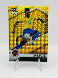 2021-22 Mosaic FIFA Road To World Cup VINICIUS JR. VINI GOLD PRIZM /10 - Bild 1 von 2