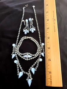 Costume Jewelry Blue Stones 1960s Choker Necklace, Screw Earrings, Bracelet Set - Picture 1 of 7