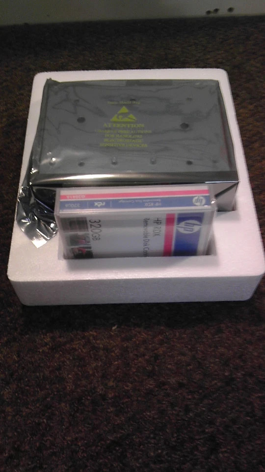 HP RDX 320 USB3 MODELO AP725A + CARTUCHO MODELO 320GB Foto 1 de 1