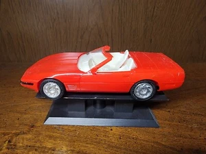 ERTL 1992 Corvette Convertible Special Edition Bright Red Interior Model 6666 - Picture 1 of 12