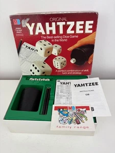 Yahtzee Original Dice Game 100% Complete Vintage 1982 MB Games - Picture 1 of 5