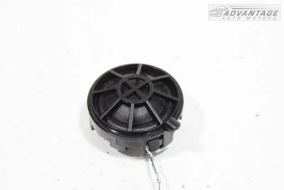 2014-2019 MERCEDES BENZ CLA250 REAR RIGHT SIDE DOOR PANEL TWEETER SPEAKER OEM - Image 1 of 4