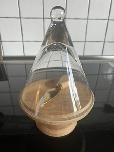 kleine Käseglocke auf Holzständer, Messer - Bild 1 von 1