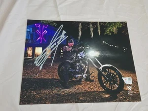Foto firmada por Undertaker WrestleMania 36 Boneyard Match 8x10 certificado de fanáticos - Imagen 1 de 3
