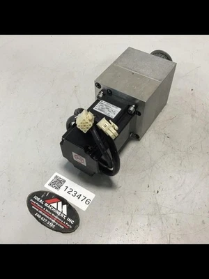 YASKAWA AC Servo Motor W/Gearbox SGM-02A312 Used #123476 - Image 1 of 3