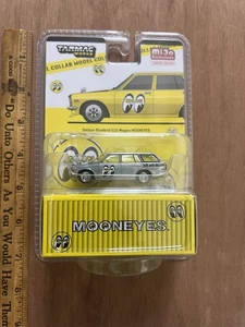 Tarmac Works 1:64 Datsun Bluebird 510 Wagon Mooneyes Chase - Picture 1 of 5