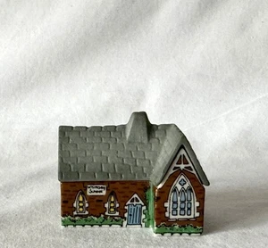 Juego escolar vintage Wade Whimsey-on-Wye 2 adornos de pueblo en miniatura Whimsey #13 - Imagen 1 de 8
