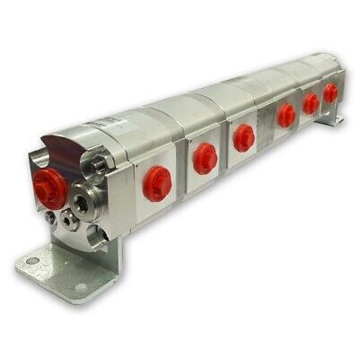 Geared Hydraulic Flow Divider 6 Way Valve, 11cc/Rev, With Centre Inlet • 1,262.17£