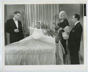 Jayne Mansfield & Henry Jones In The Girl Can't Help It 1956 Vintage Film Still - Imagen 1 de 4