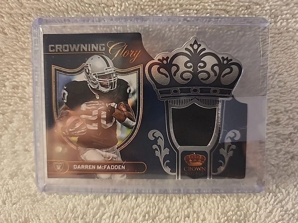 2012 Crown Royale Darren McFadden Patch Card 04/99 - Image 1 of 2