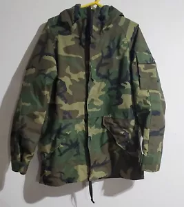 Giacca militare US ARMY GoreTex Woodland mimetica clima freddo parka medio lungo - Foto 1 di 7
