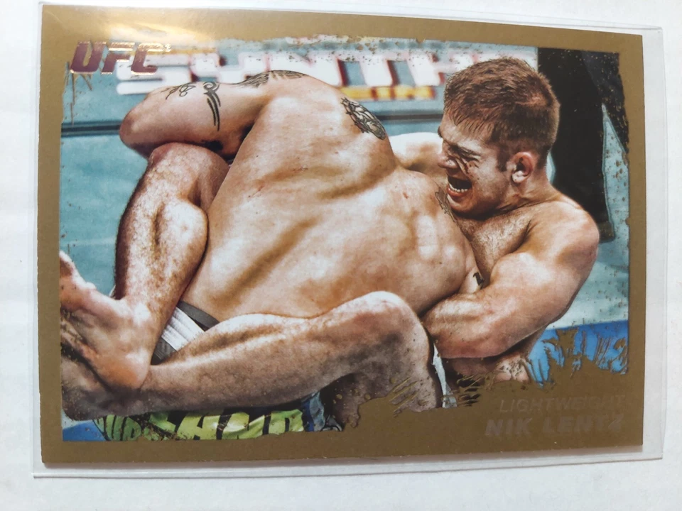 Nik Lentz #177 2011 Topps UFC Moment of Truth Gold Parallel - Image 1 of 2