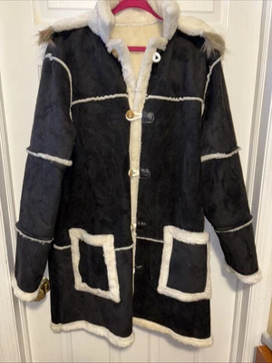 Unbranded Women's Black Faux Suede Sherpa Lined Jacket Size XL - Image 1 of 4