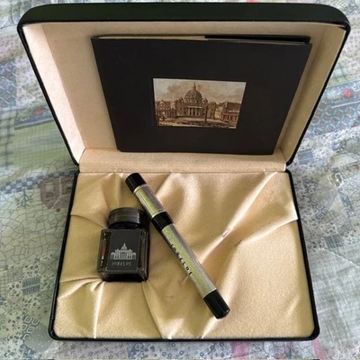 PLUMA DELTA ANIVERSARIO 2000 Foto 1 de 4