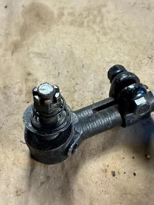 Chevrolet GMC LH 1939-1959 extremo de barra de amarre exterior 29L NORS Foto 1 de 4