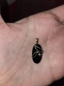 Beautiful Vintage Art Deco 10k Gold Black Onyx Oval Pendant - Picture 1 of 5