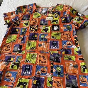 ScrubStar scrub top womens L Halloween Frankenstein Cats Ghosts Spiders Boo - Picture 1 of 4