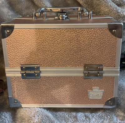 Caboodles Train Case Peach Metallic 4 Tray Makeup Jewelry Box Locking With Keys - Image 1 of 2