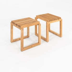 2024 Pair of Niels Hvass for Fritz Hansen / Skagerak Cutter Stools Teak 15x15" - Picture 1 of 12
