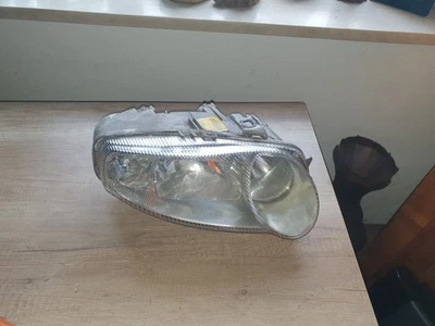 Alfa Romeo 147 Original Scheinwerfer Rechts 0301186202 - Bild 1 von 4