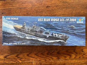1/700 Trumpeter USS Blue Ridge LLC-19 2004 SEALED American Navy Kit - Bild 1 von 3