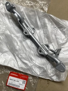 HONDA BAR STEP FOOTPEG BRACKET 2004-2012 CRF50F CRF70F NEW 50610-GEL-A00 - Picture 1 of 8